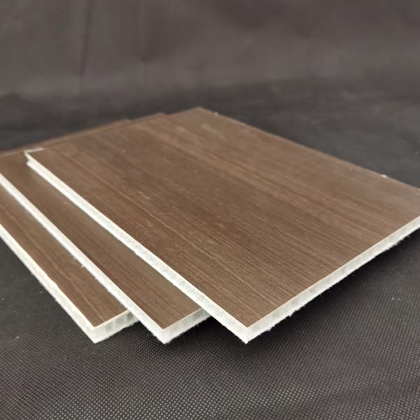 連續(xu)增強纖(xiān)維熱塑(su)性複合(he)材料（cfrt）在(zai)民機航(háng)空中的(de)優勢